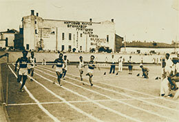 満洲ハルビンでの対抗試合100ｍの画像